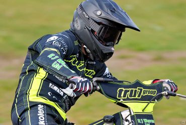 SKIPPER KING BACKS STRENGTH-IN-DEPTH WITCHES