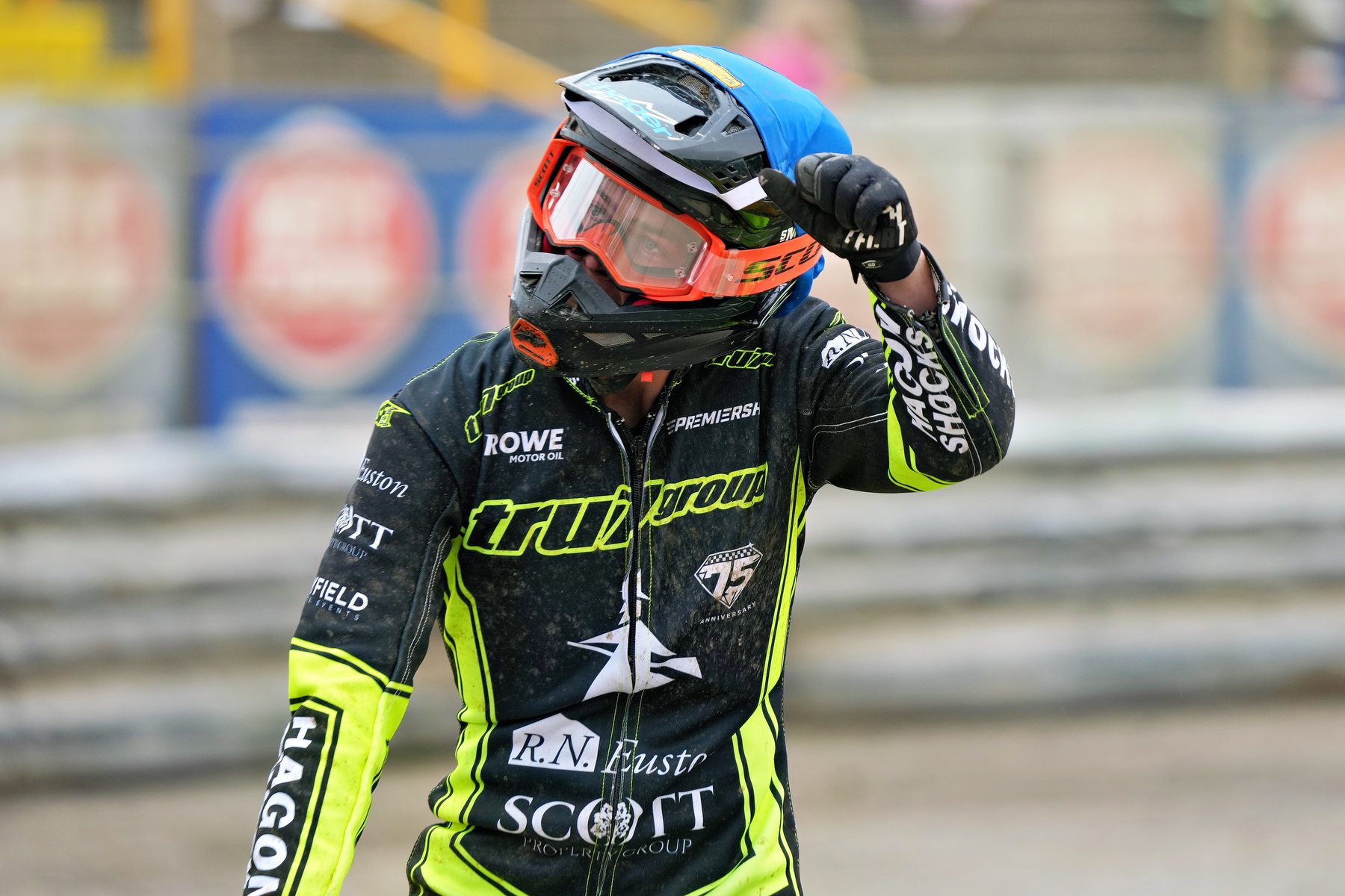 EDWARDS LOVING LIFE WITH TRU7 GROUP WITCHES AHEAD OF BELLE VUE CLASH