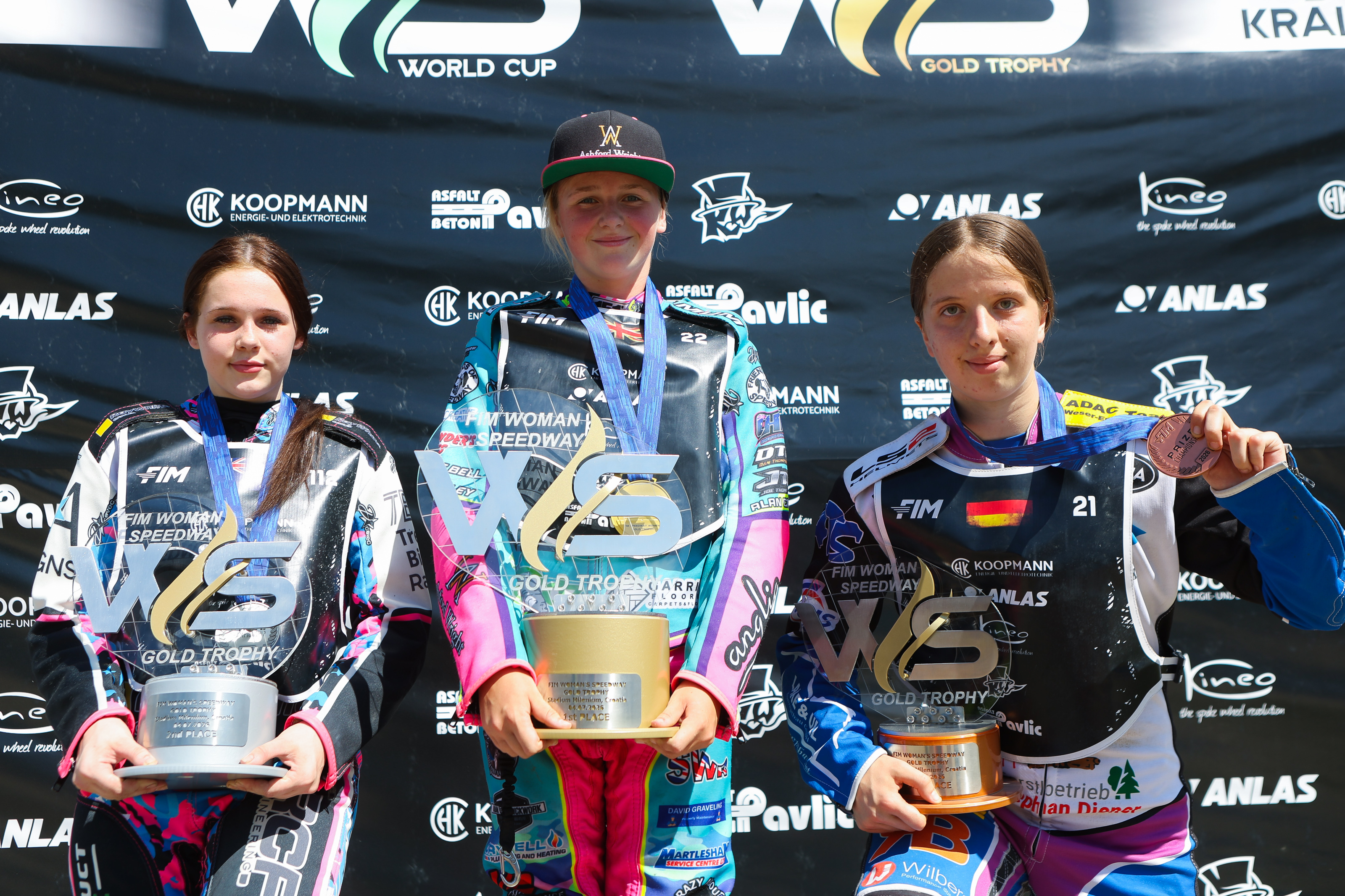 IPSWICH SHOOTING STAR DEMI-BLU HARRIS WINS FIM WOMEN’S SPEEDWAY GOLD TROPHY IN CROATIA