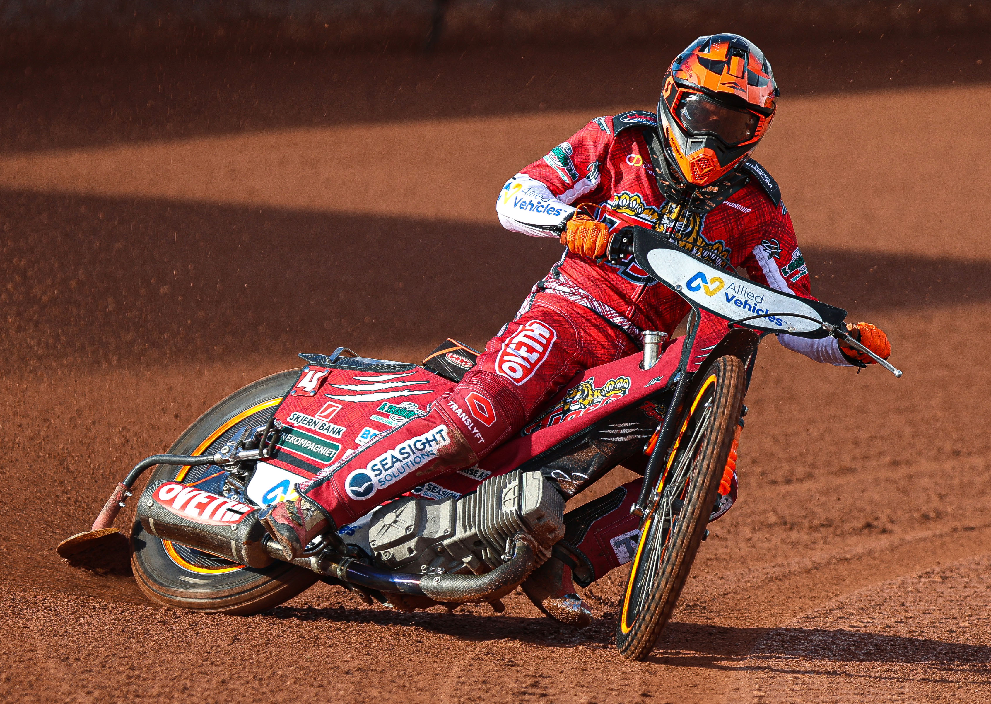 KEVIN JUHL PEDERSEN SIGNS FOR TRU7 GROUP WITCHES
