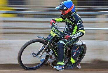 EDWARDS EYES FLYING FINISH TO 2026 AS TRU7 GROUP WITCHES FACE HUGE WEEK AT FOXHALL