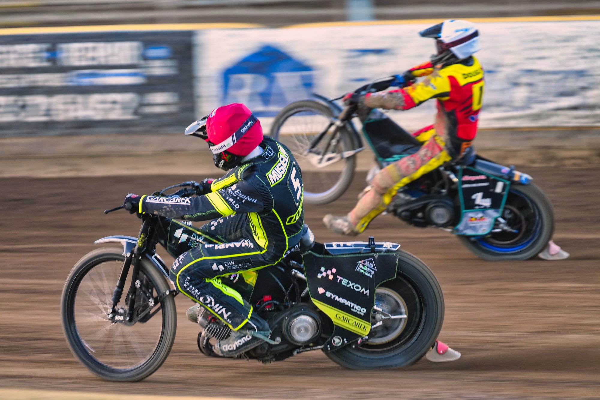TRU7 GROUP WITCHES SECURE PREMIERSHIP PLAY-OFF SPOT WITH STUNNING WIN AT LEICESTER