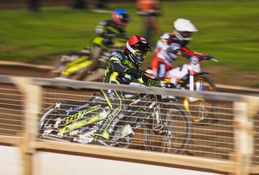 COLEMAN SEEKS WINNING SPIRIT AS TRU7 GROUP WITCHES FACE SEMI-FINAL SHOWDOWN AT FOXHALL