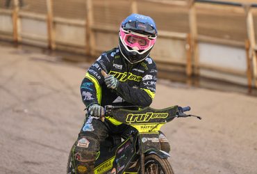 IPSWICH HERO NICHOLLS UP FOR PLAY-OFF FIGHT AS HE MAKES RACING RETURN AGAINST BELLE VUE