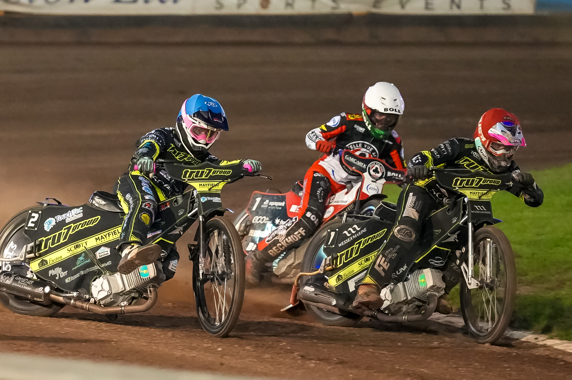 TRU7 GROUP WITCHES HANDED ACES TEST IN ROWE MOTOR OIL PREMIERSHIP PLAY-OFF SEMI-FINALS